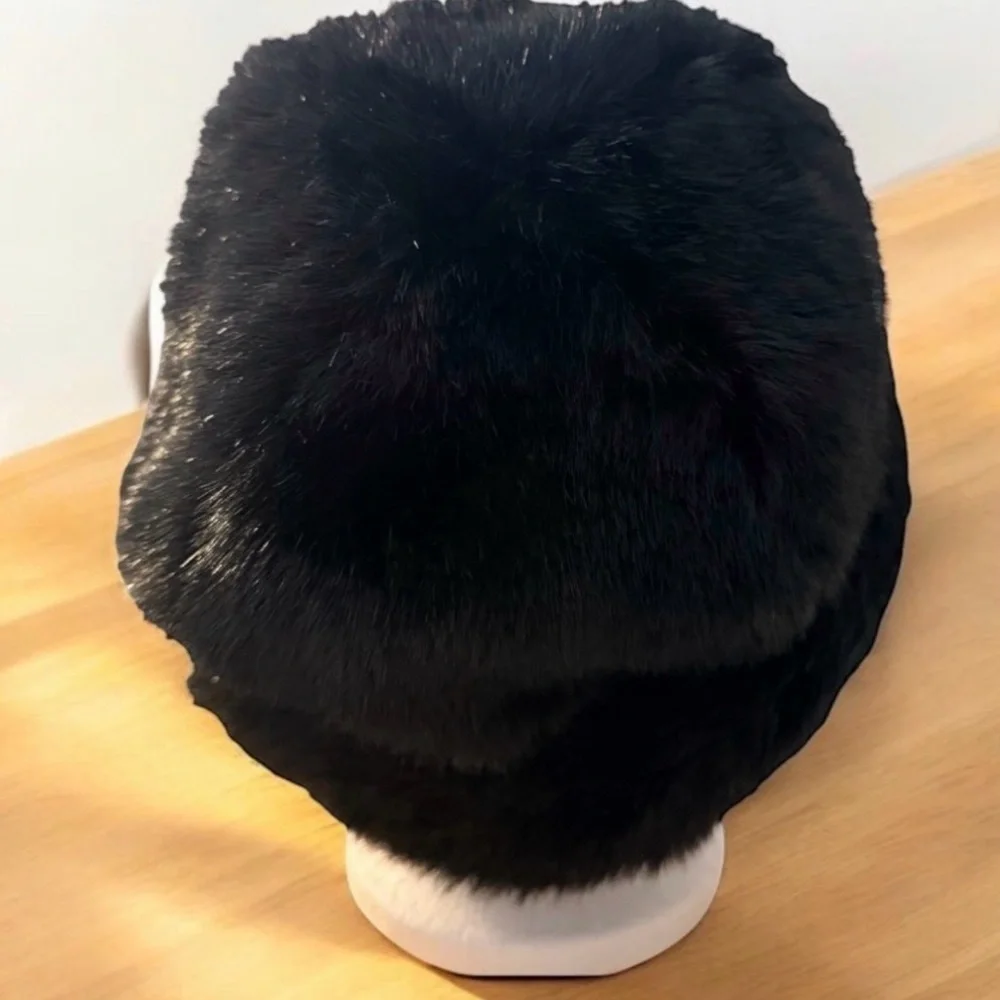 SJ Black Faux Fur Winter Hat Plush Lined Beanie One Siz Elegant Black Faux Fur